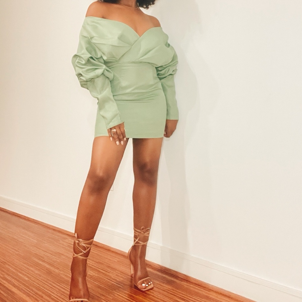 Pretty Little Thing off the shoulder Bardot dress